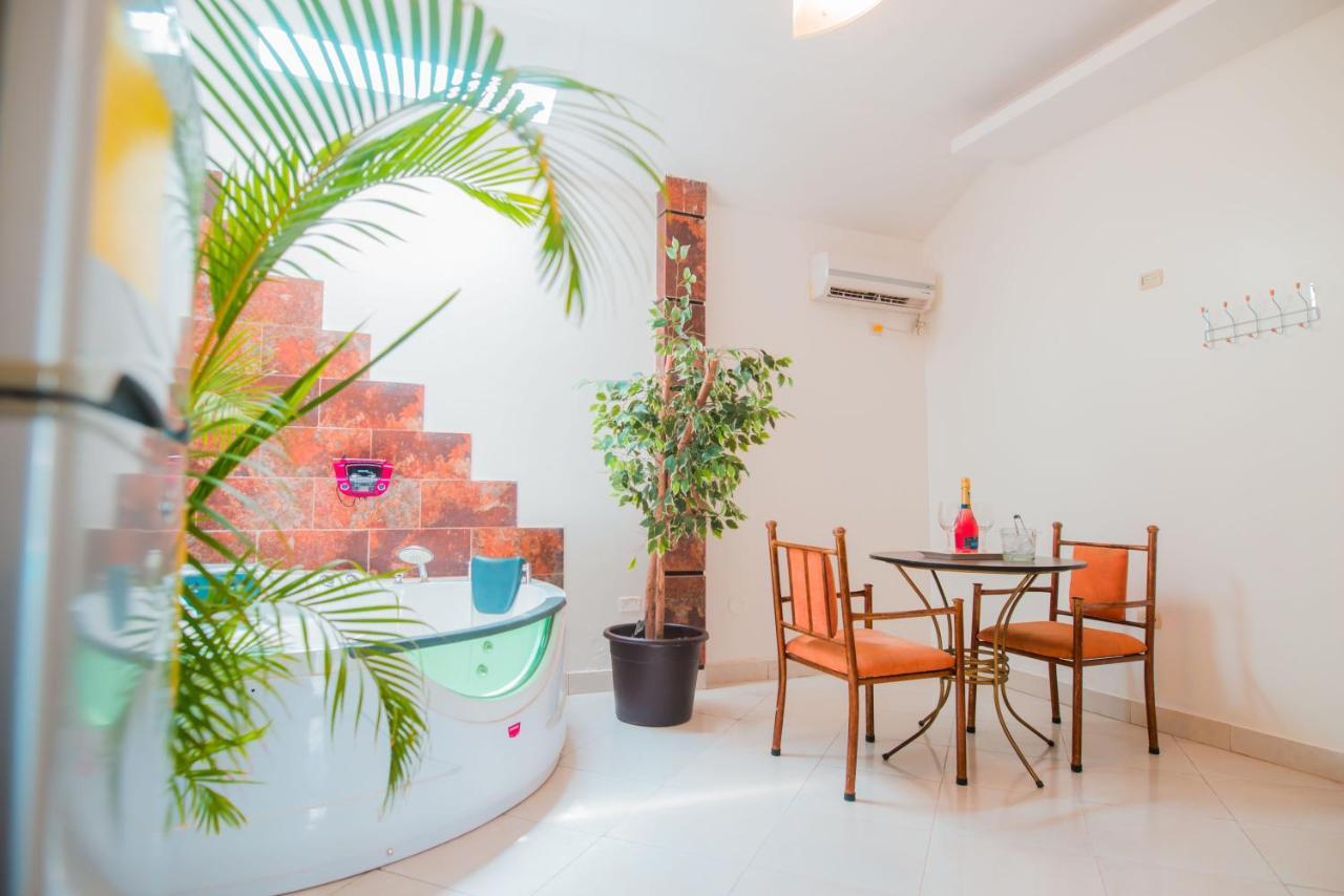Hotel Presidente Beach Salinas Салинас Экстерьер фото