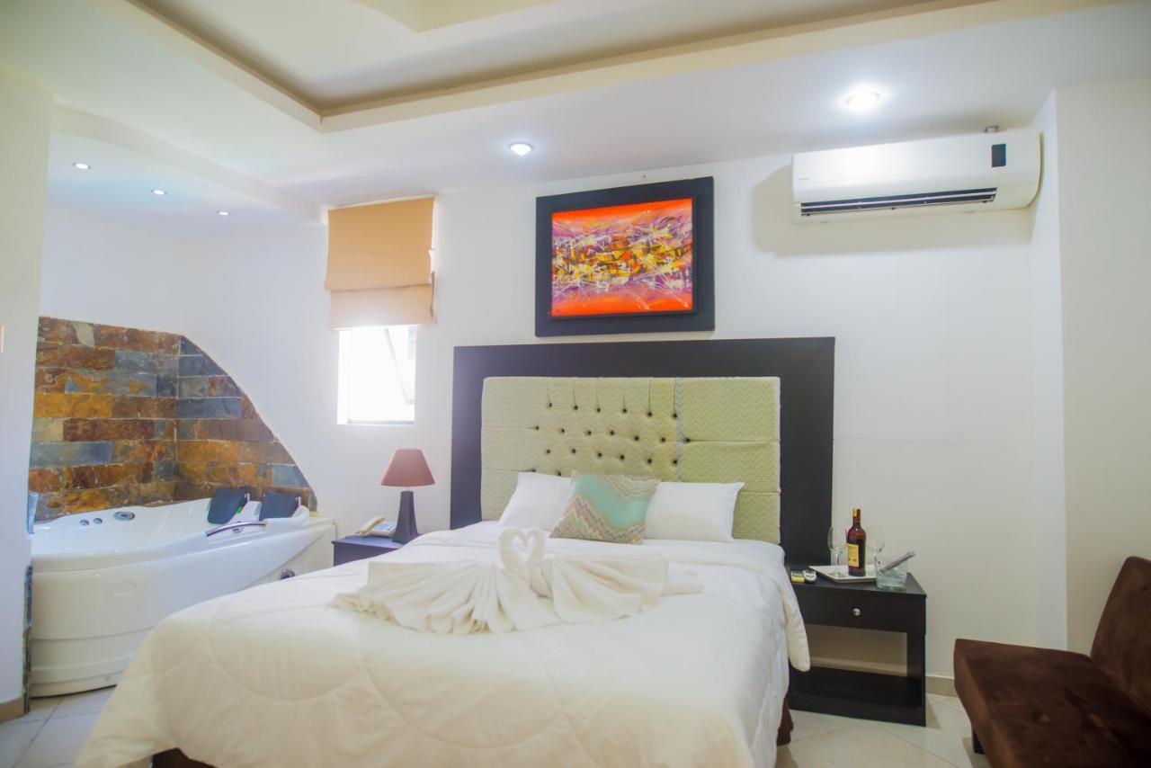 Hotel Presidente Beach Salinas Салинас Экстерьер фото