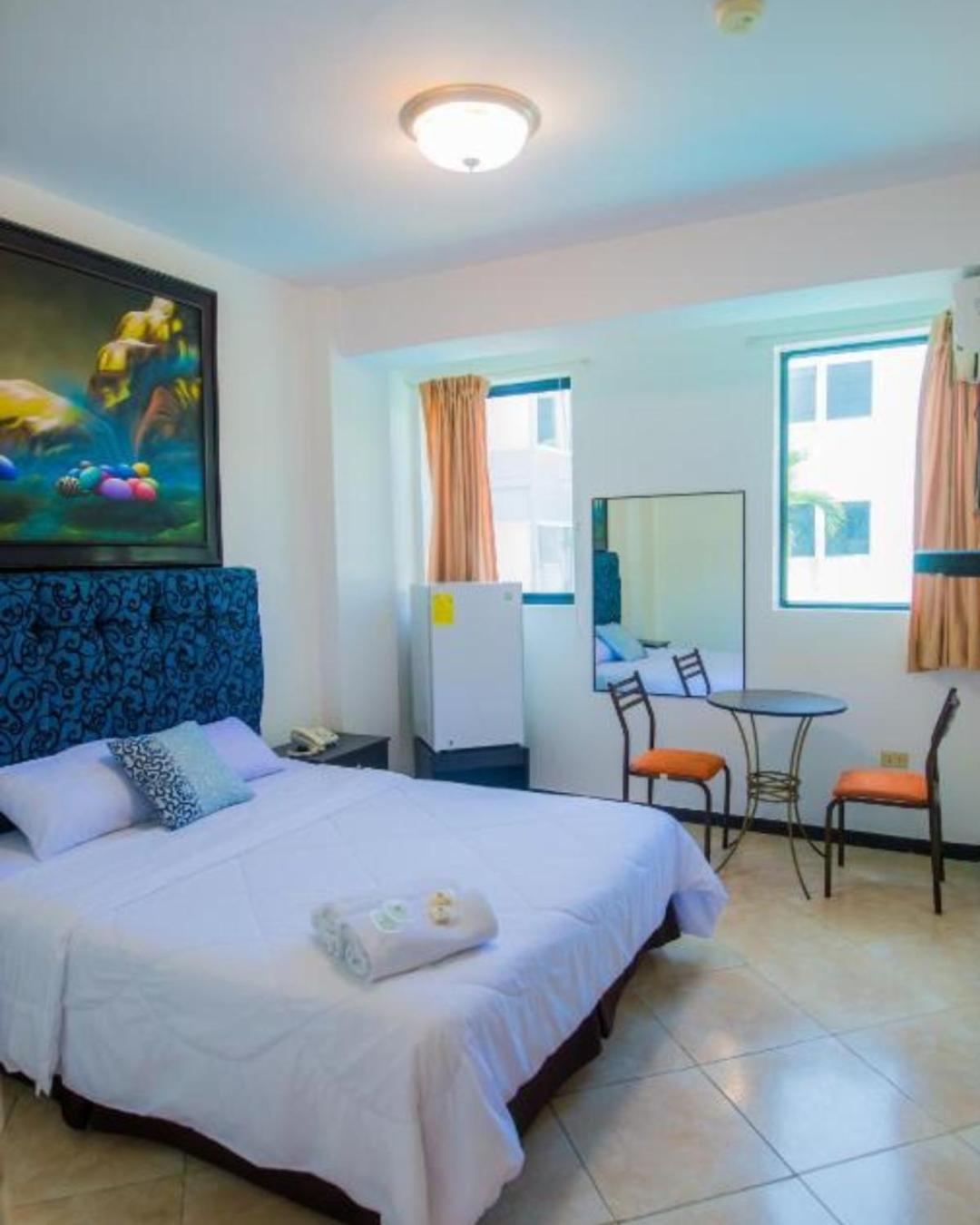 Hotel Presidente Beach Salinas Салинас Экстерьер фото