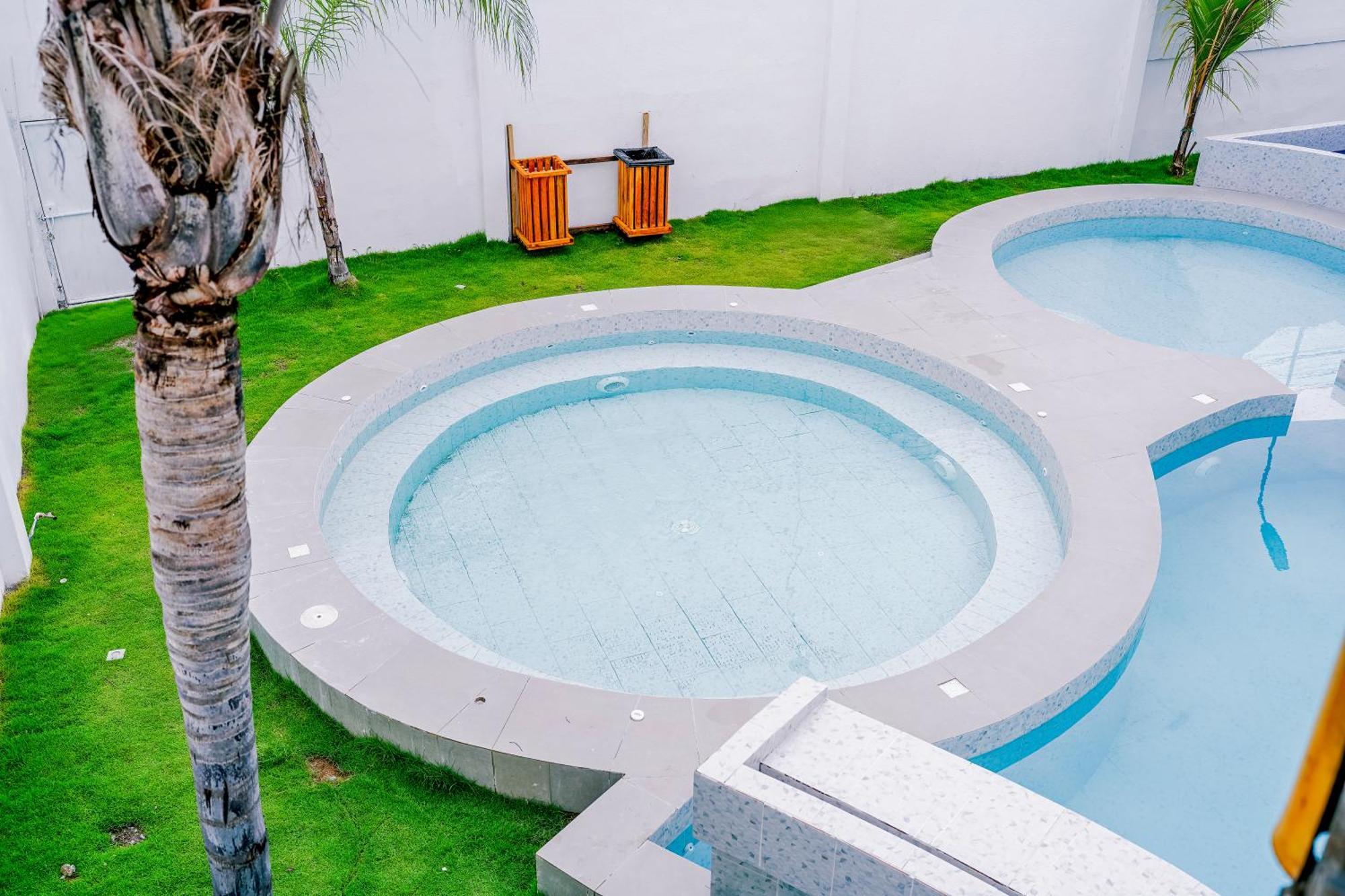 Hotel Presidente Beach Salinas Салинас Экстерьер фото