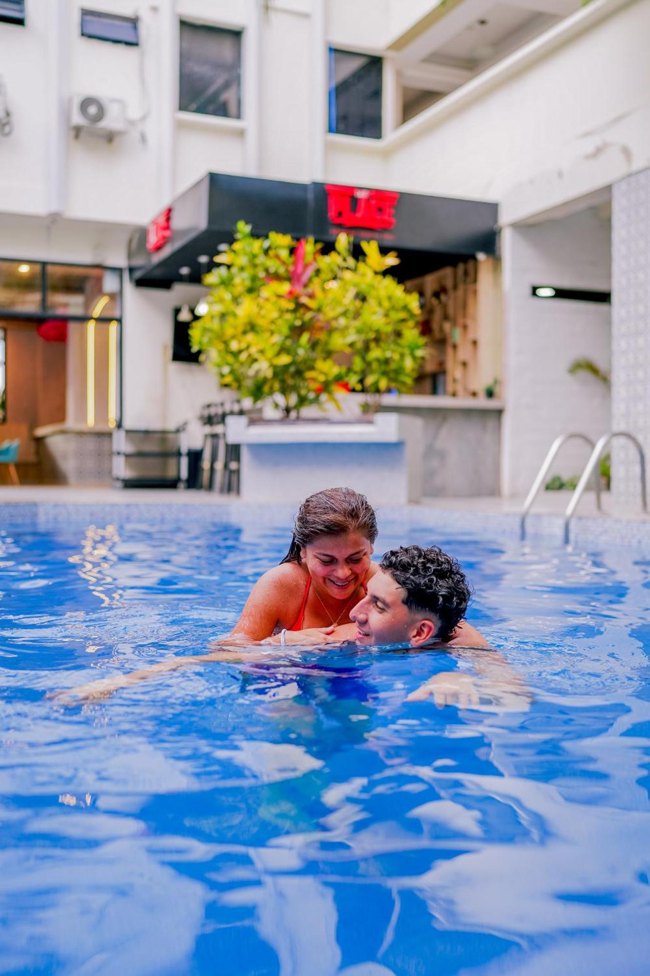 Hotel Presidente Beach Salinas Салинас Экстерьер фото